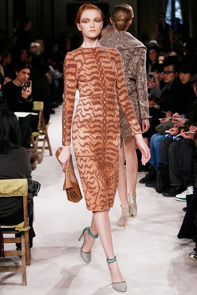 Look 8